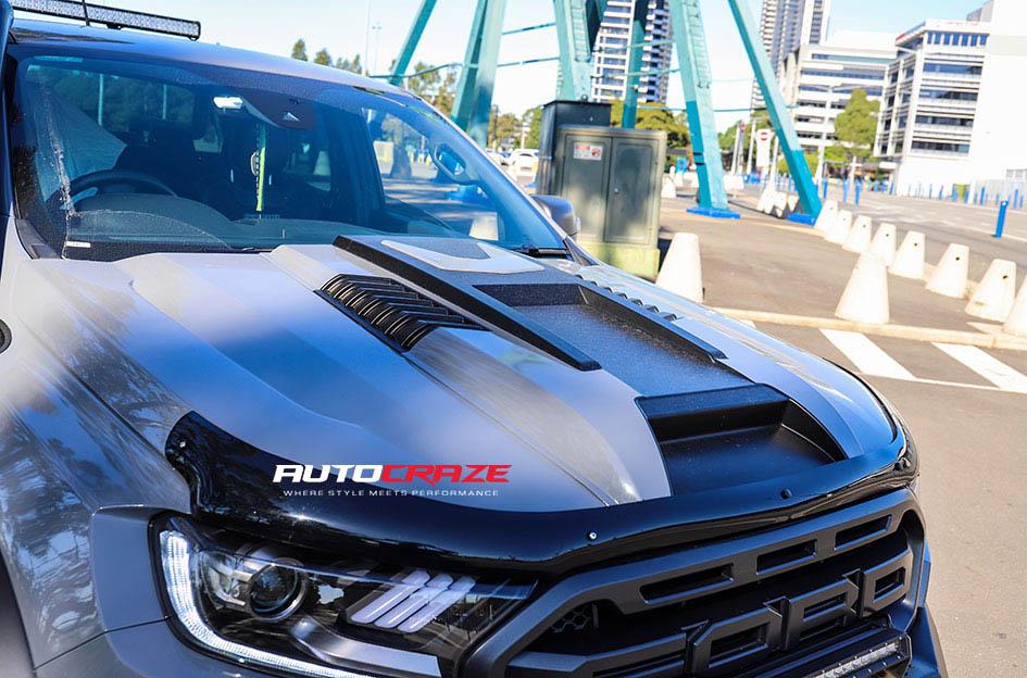 FORD RANGER RAPTOR RAMPAGE CHROME CENTER AND GLOSS BLACK OUTER